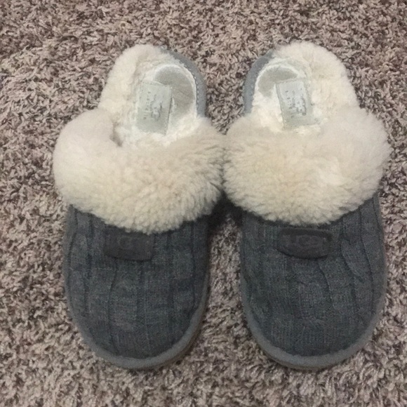 poshmark ugg slippers